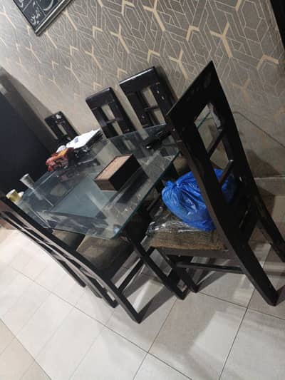 Dining table for sale