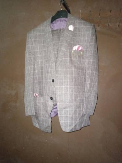 valima three pice