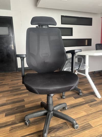 Executive office/computer chairs, I have 6 pieces available.