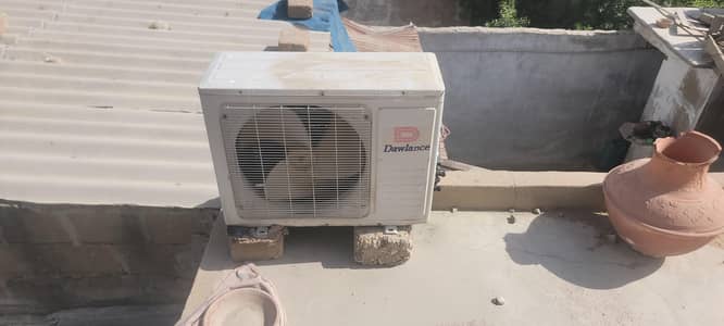 Dawlance 1 ton all ok bast coling chil  03462555805