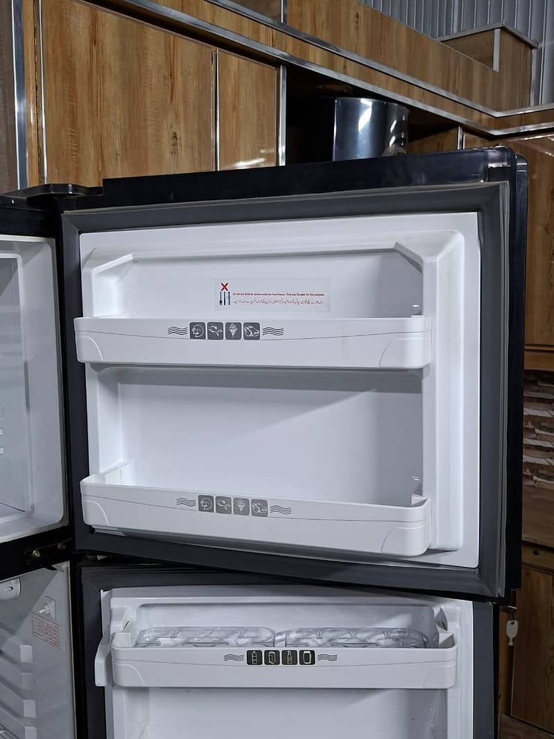 General fridge 4