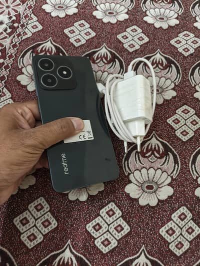 Realme C61
