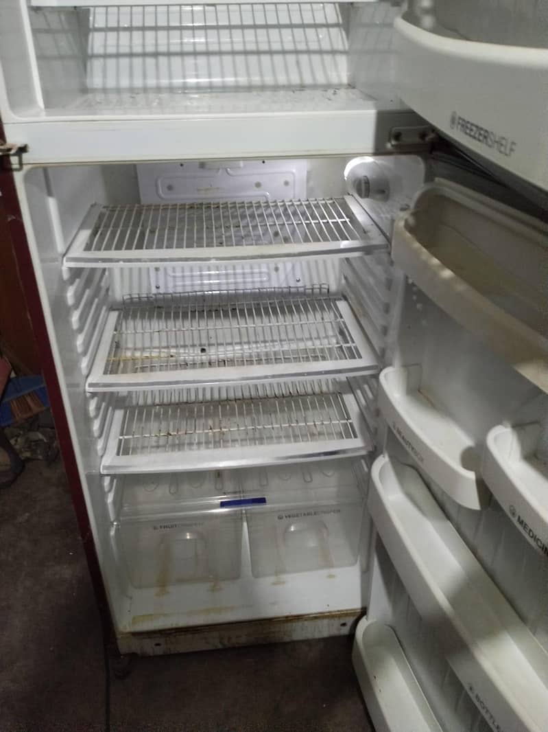 0RIENT FRIDGE 2