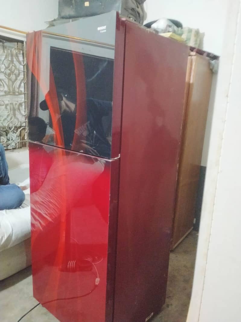 0RIENT FRIDGE 3