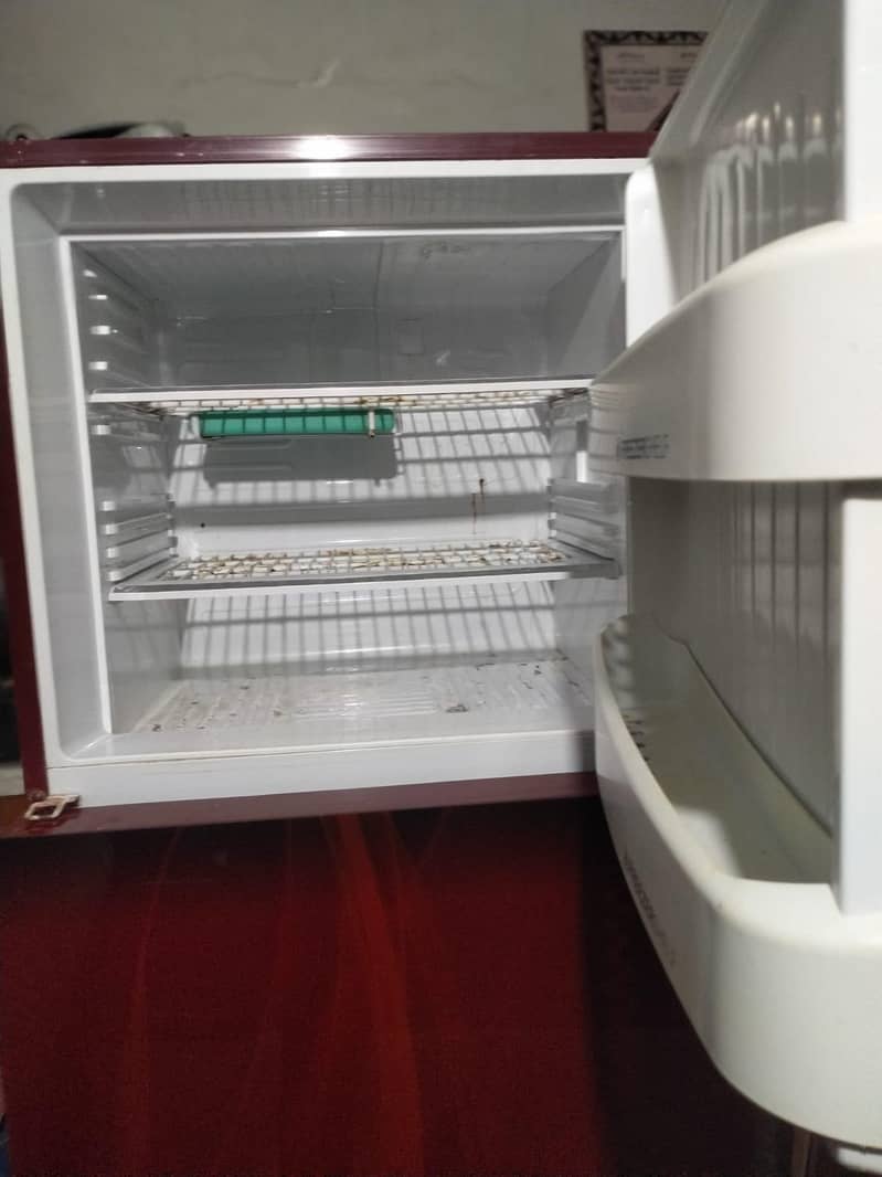 0RIENT FRIDGE 6