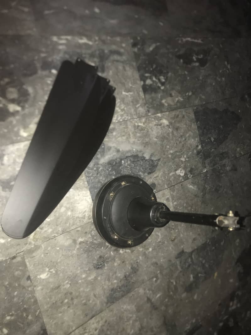 Ceiling fan 0
