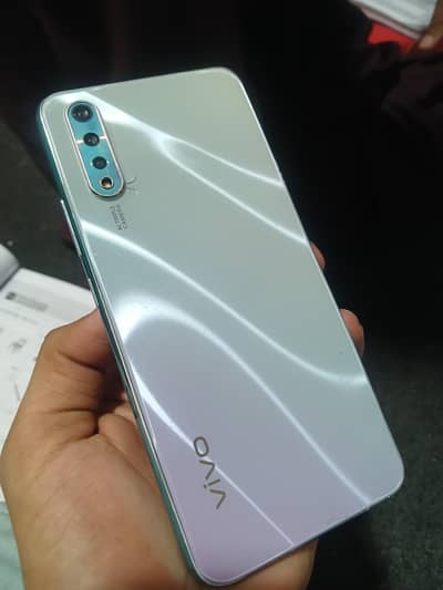 vivo s1