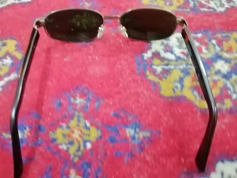 Sun glasses 3