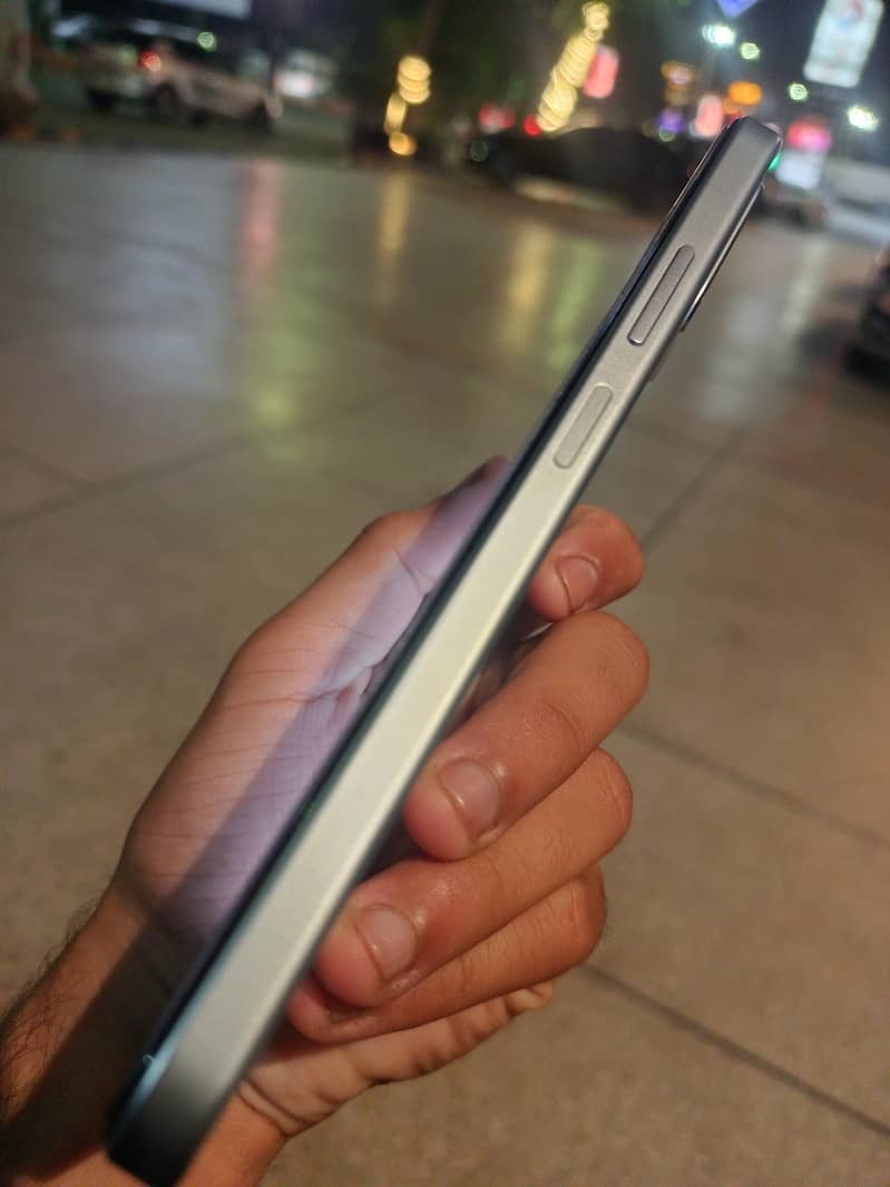 OPPO A6X 4