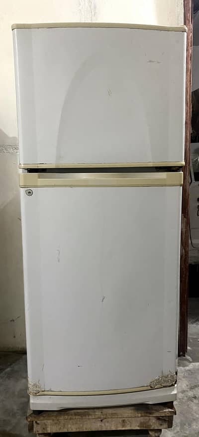 DawLance refrigerator