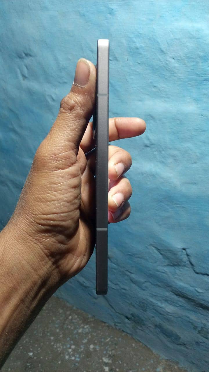 colour silver 3