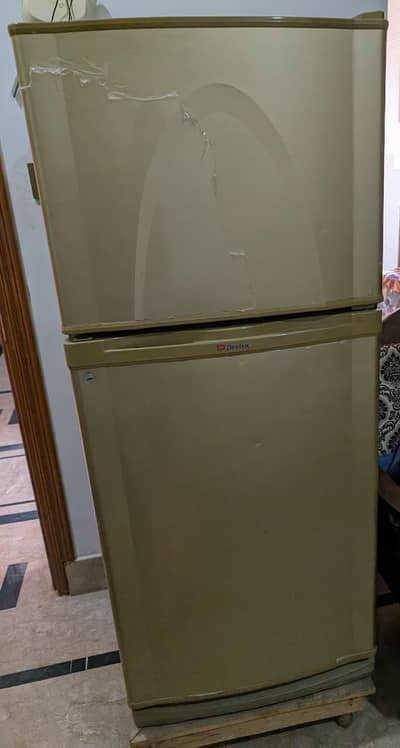Dawlance Fridge working 10/10