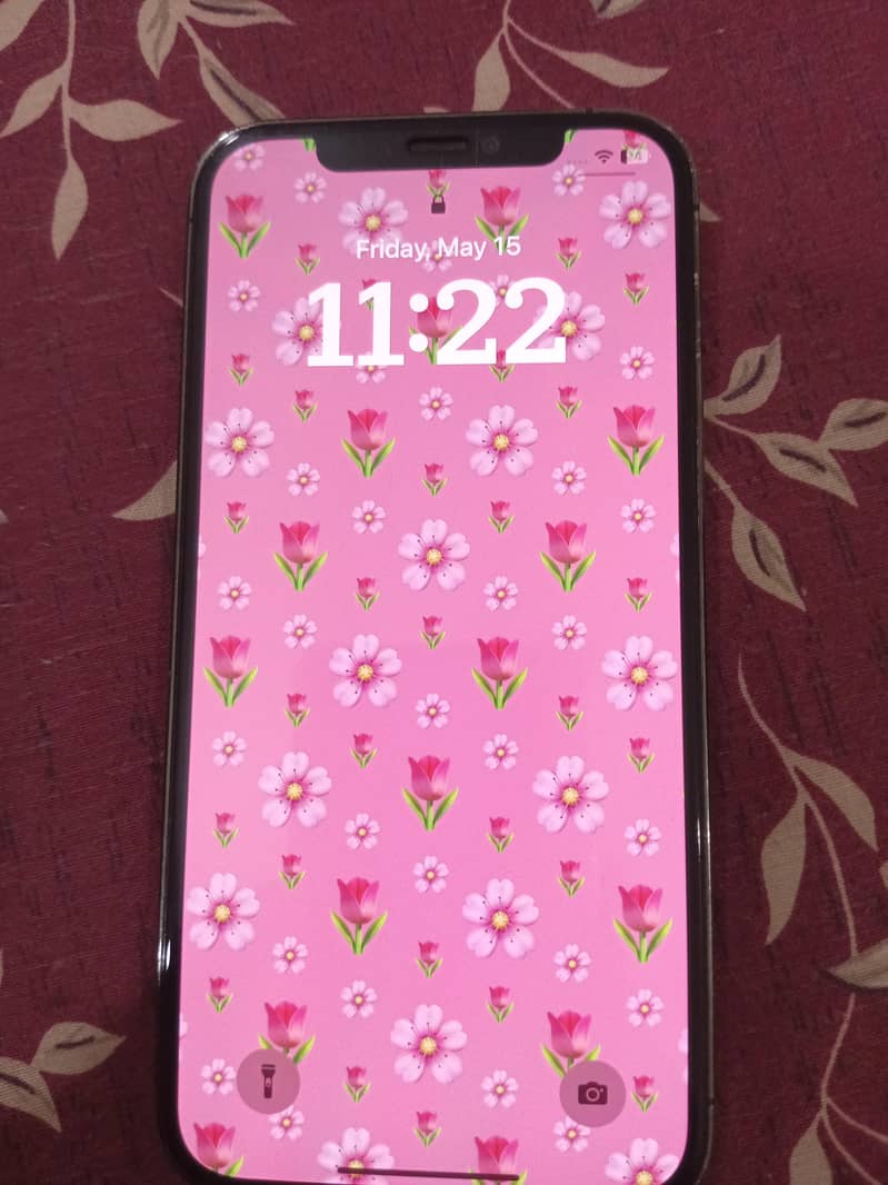 iPhone 12pro jv 1