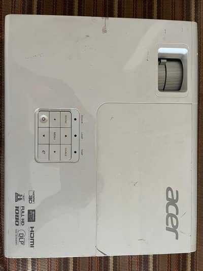 Acer H6510BD Full HD 1080p 3D Projector (Just Like New)