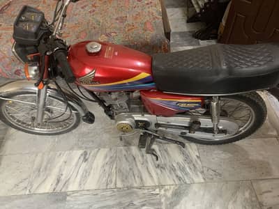 Honda CG 125 2010 model