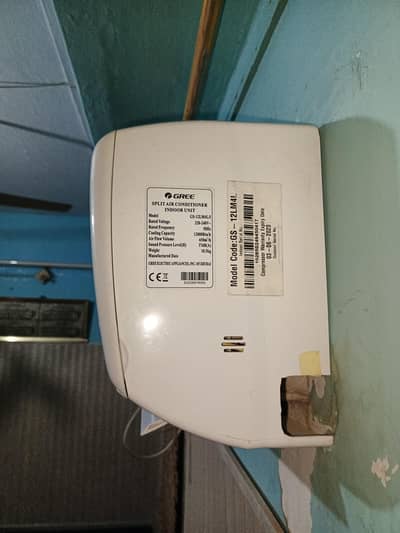 Gree 1 Ton Non Inverter AC for Sale in Good Condition