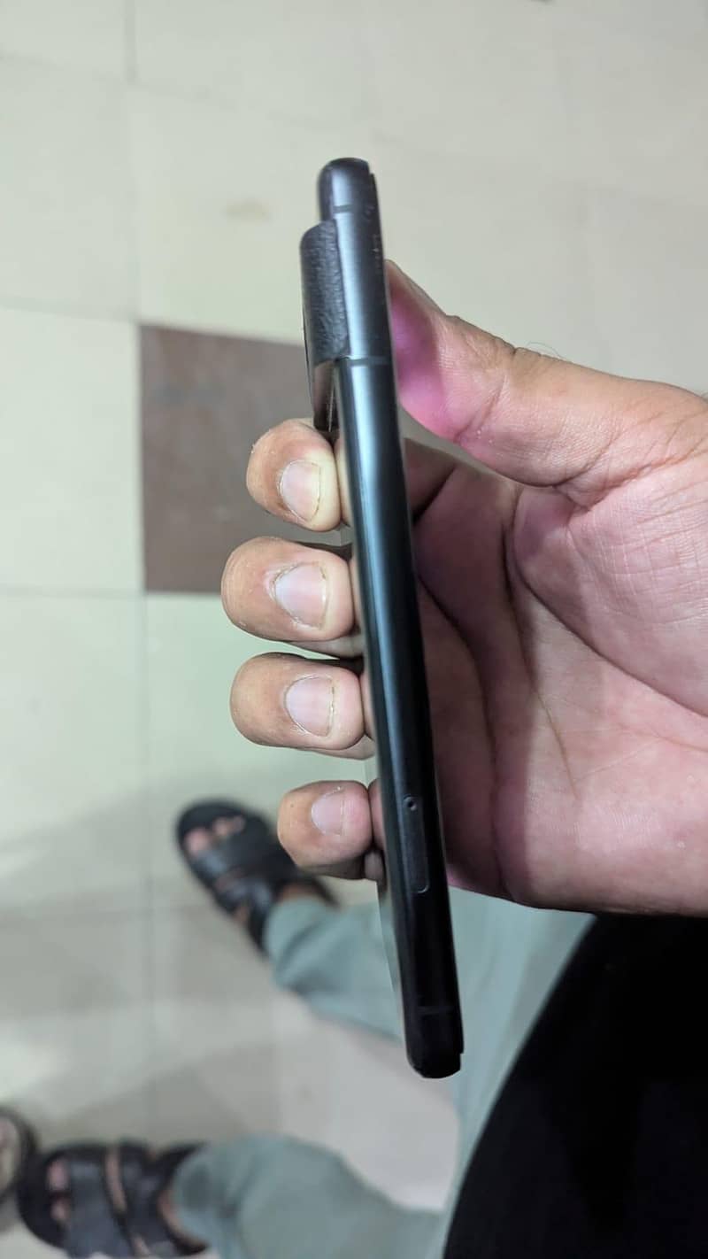 Google pixel 8 1