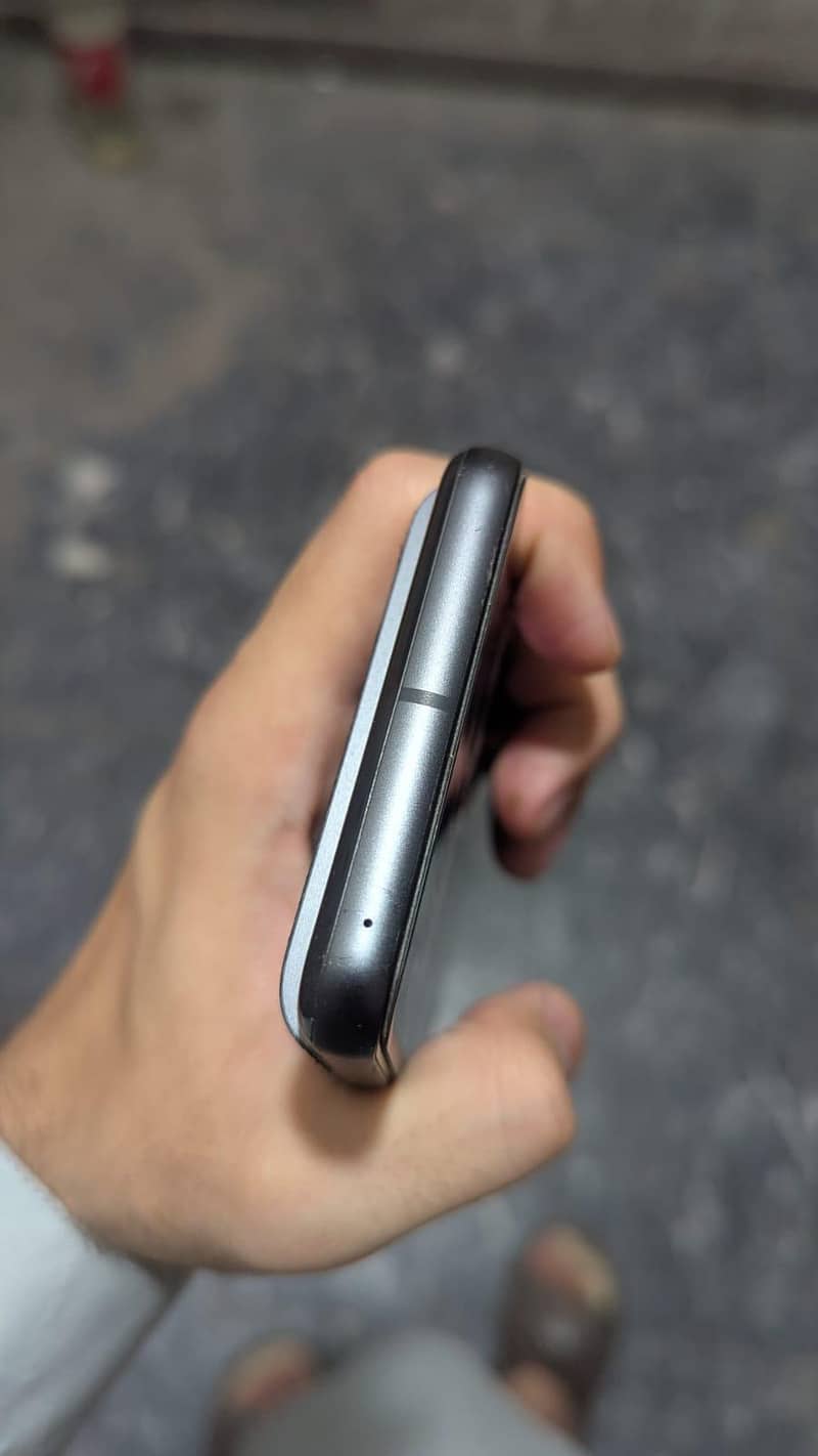 Google pixel 8 2