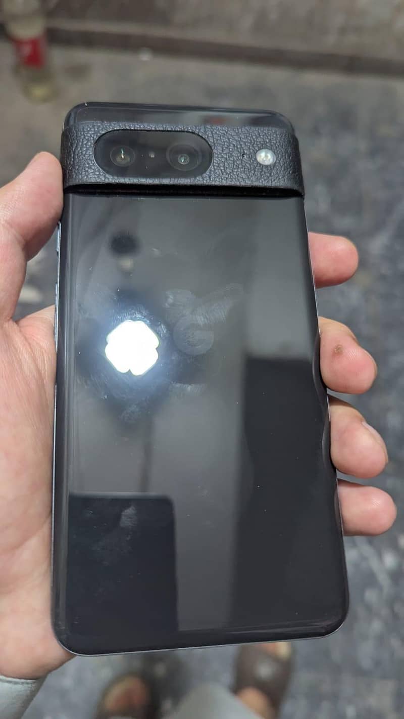 Google pixel 8 5