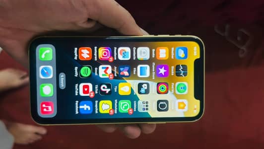 Apple iPhone XR