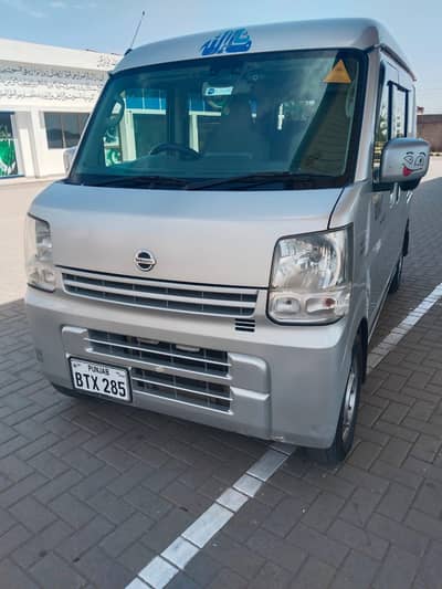Nisan Japan 17 model Pakistan 22 model Number 23 MN Laga tha Tictonak