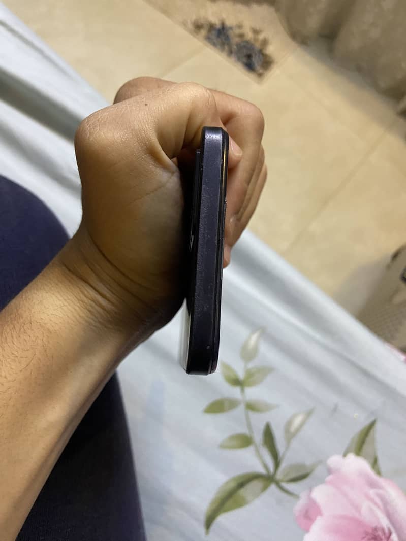 Oppo A57 4