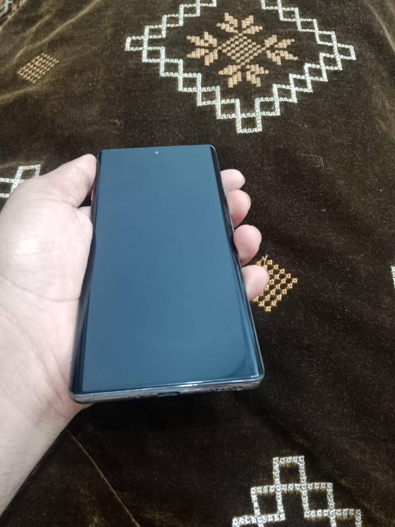 Camon 40 pro 1