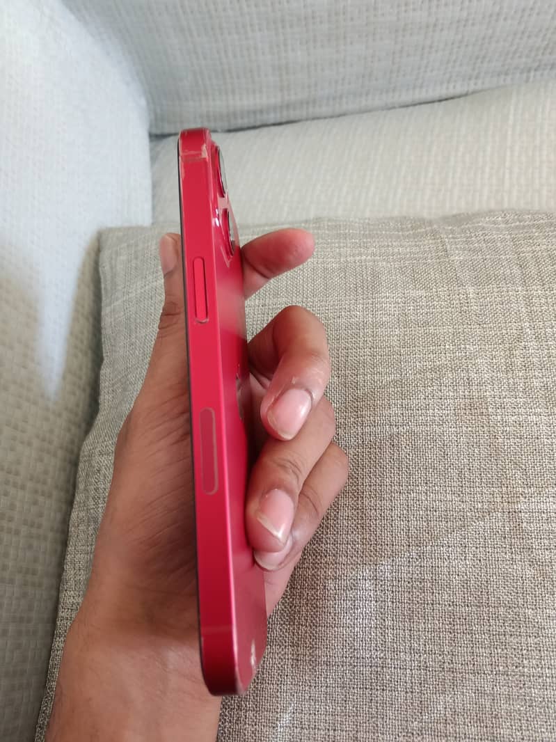 Apple iPhone 13 3