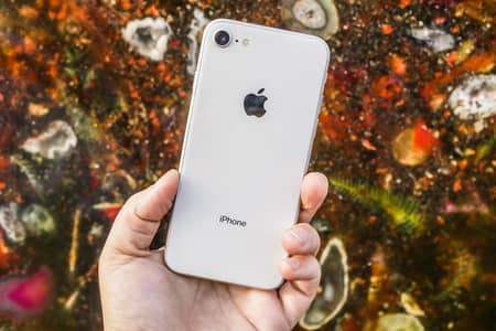 iphone 8 128GB  full box Whatsapp no 03291198929