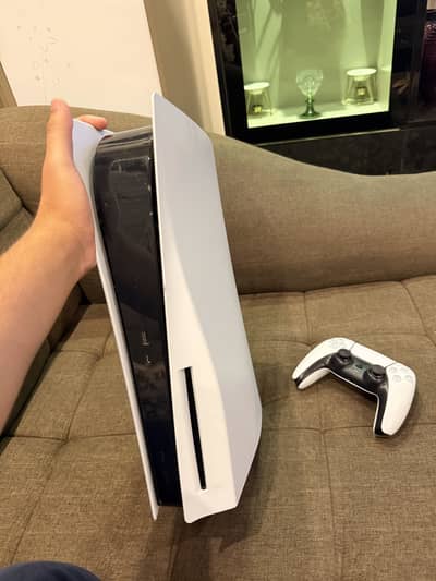 PS5 disc version