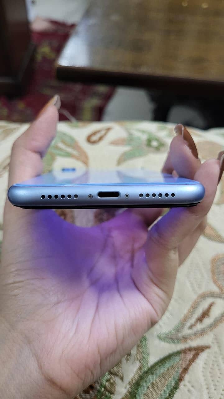 iPhone 3
