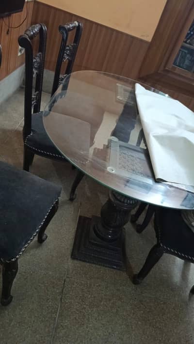 Dinning Table with chairs