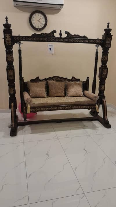 Big size 3 seater jhoola