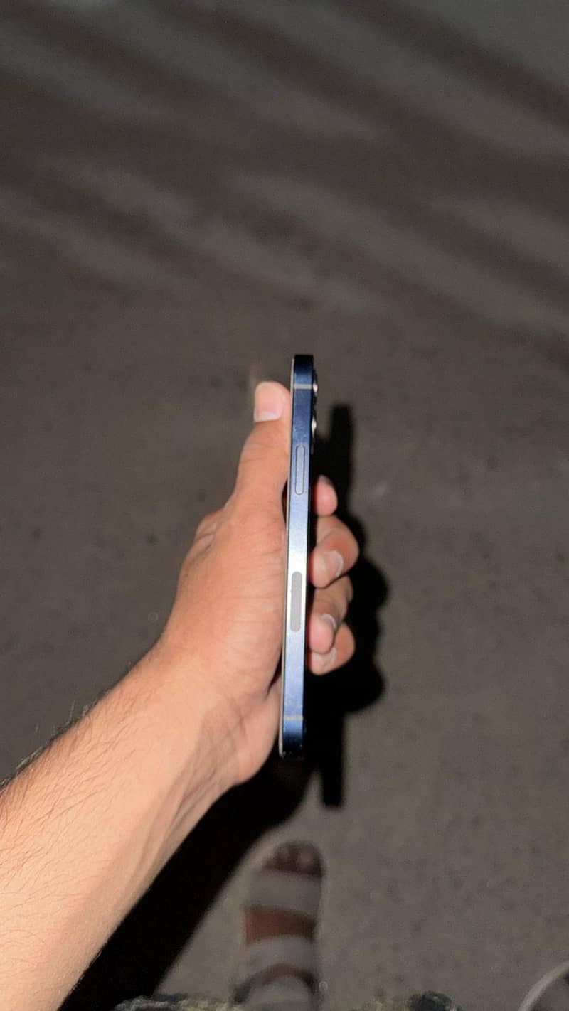 iphone 12 2