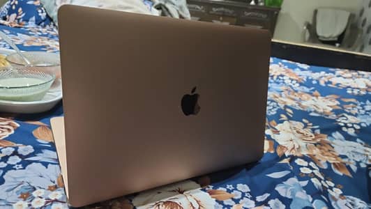 MAC Book Air M1 2020