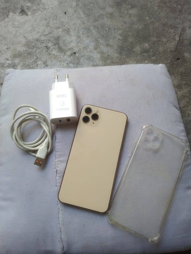 Iphone 11 pro max 1