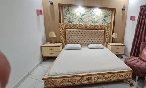 American Wood Bed/Dressing Table/Side tables 2