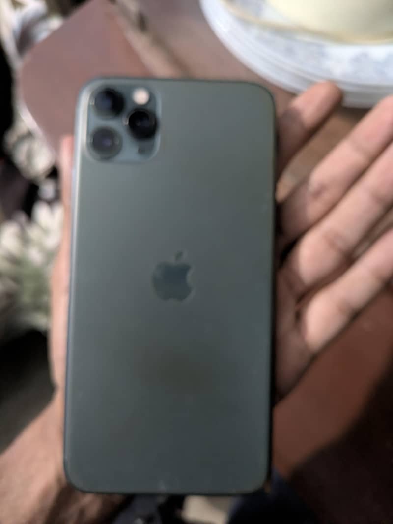iphone 11 pro max 3