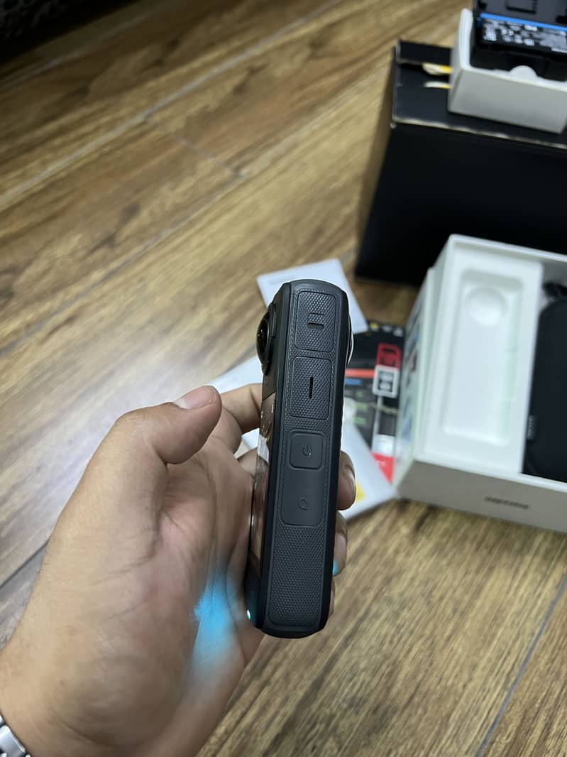 Insta 360 X4 Motorcycle Bundle 6