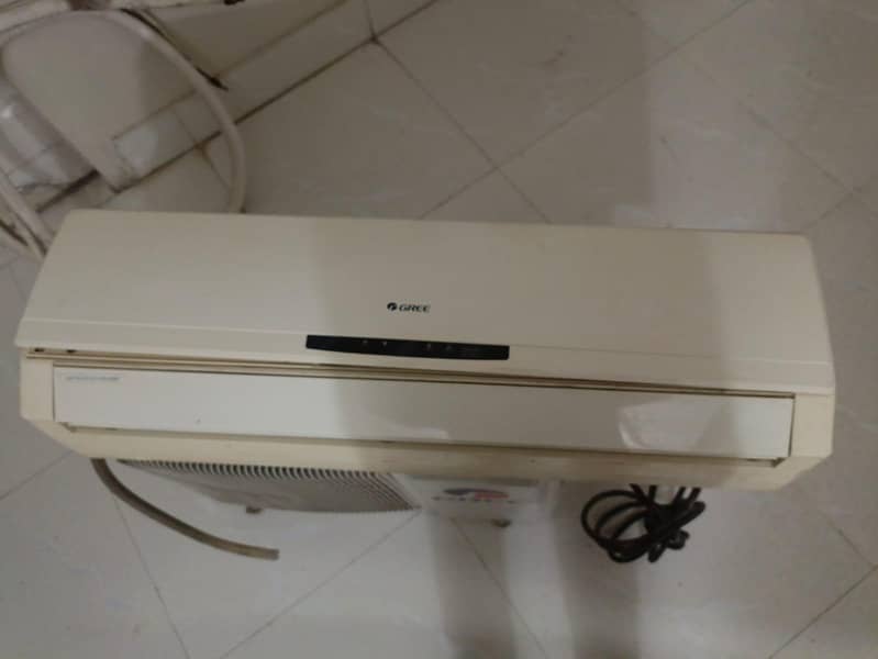 split AC 0