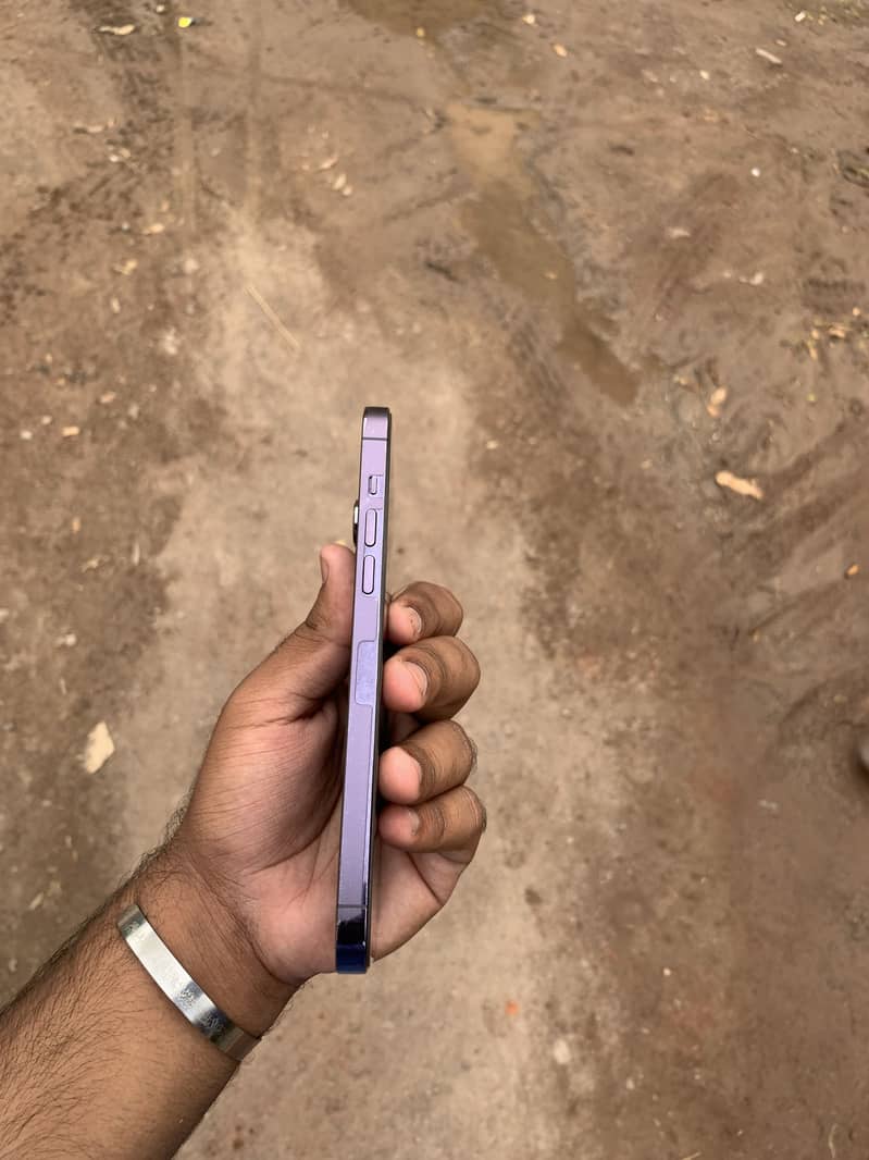 iphone 14 pro max 5