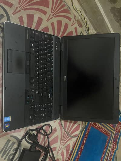 40000 ka new laptop 8/256 Ssd