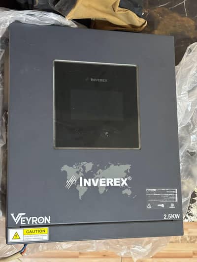 Inverex Veyron 2.5KW