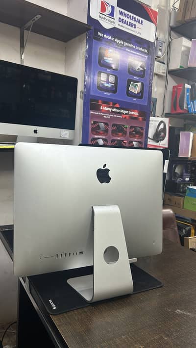 Apple iMac 2020 27-inch core i9 32GB Ram 500gb flash & 8GB graphic