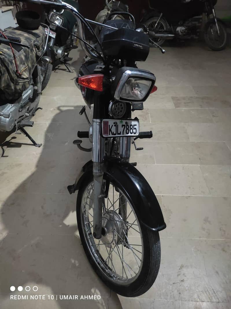 Unique cd 70 Excellent condition 2