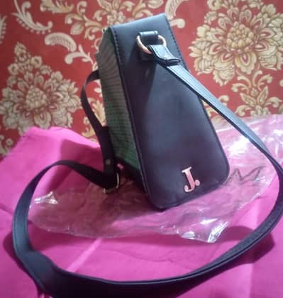 j. women Shoulder Bag