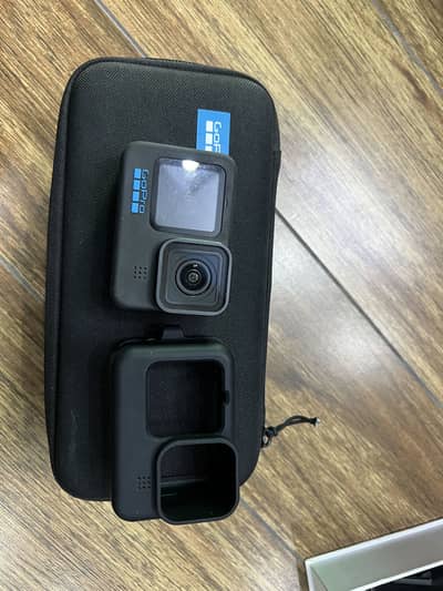 Gopro 10 Black with lots of accessories