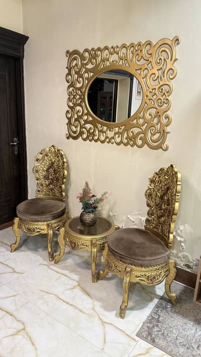 Carving room chair