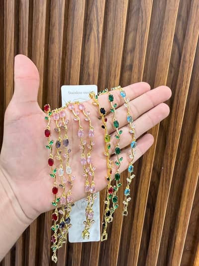 Tulip bracelet