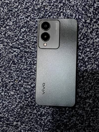 Vivo y17s hai 4/128 hai mat color hai